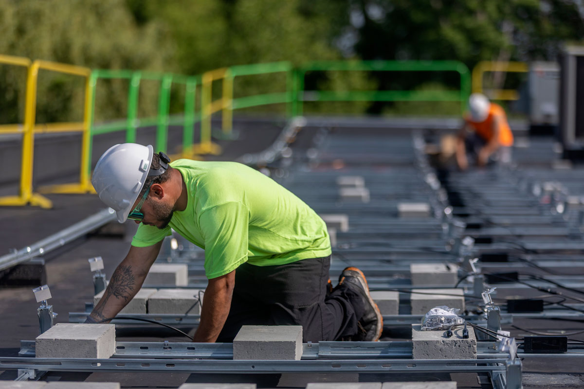 Connecticut Water installs solar panels at Cromwell facility.
