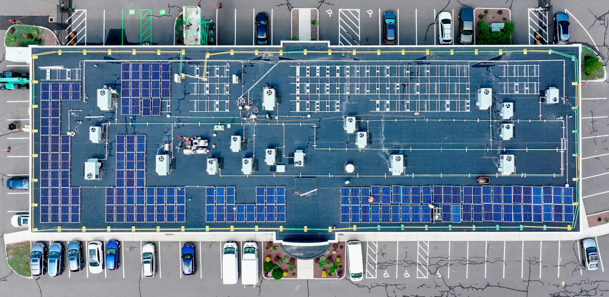 Connecticut Water installs solar panels at Cromwell facility.